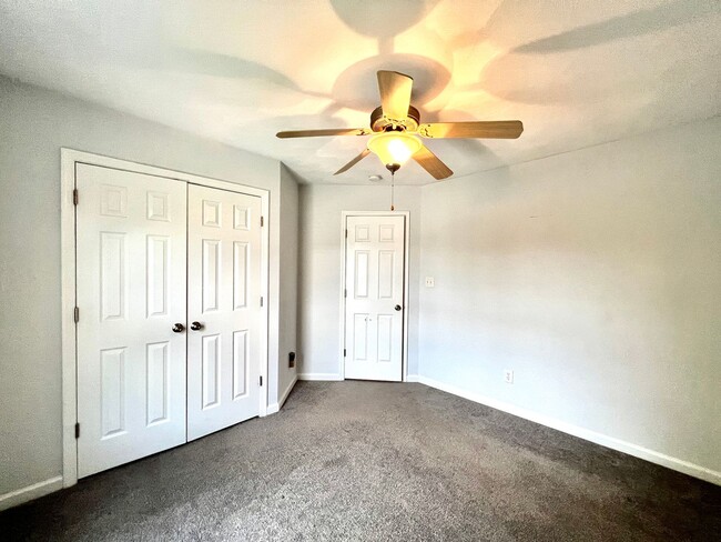 Building Photo - 4 bedroom home in Oceanview, Norfolk