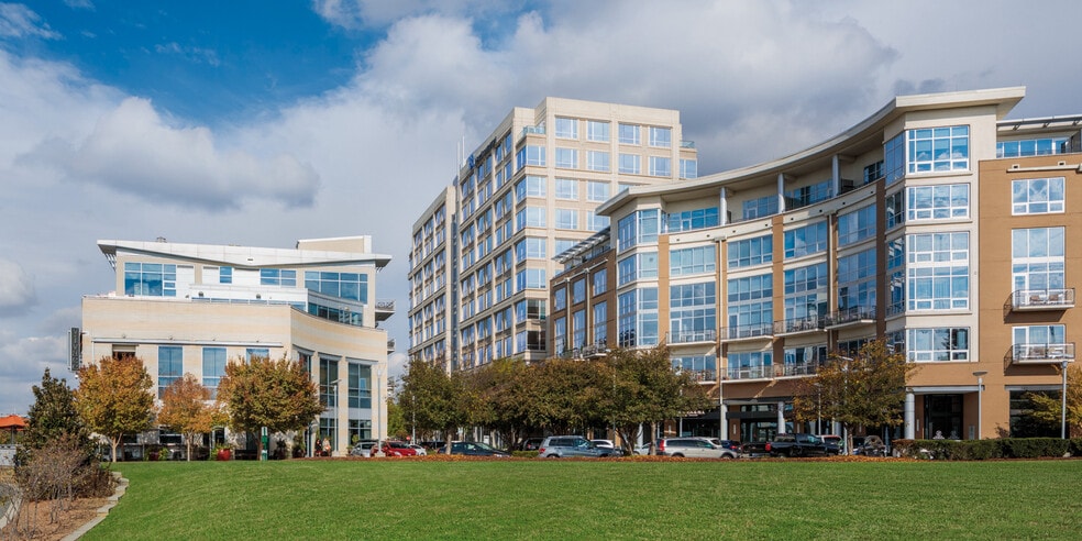 Building Photo - 1133 Metropolitan Ave