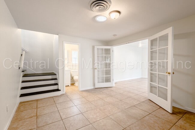 Building Photo - 3 Bedroom/2 Bath Home Near Panorama Bluffs and Garces High School - $2750 Per Month!
