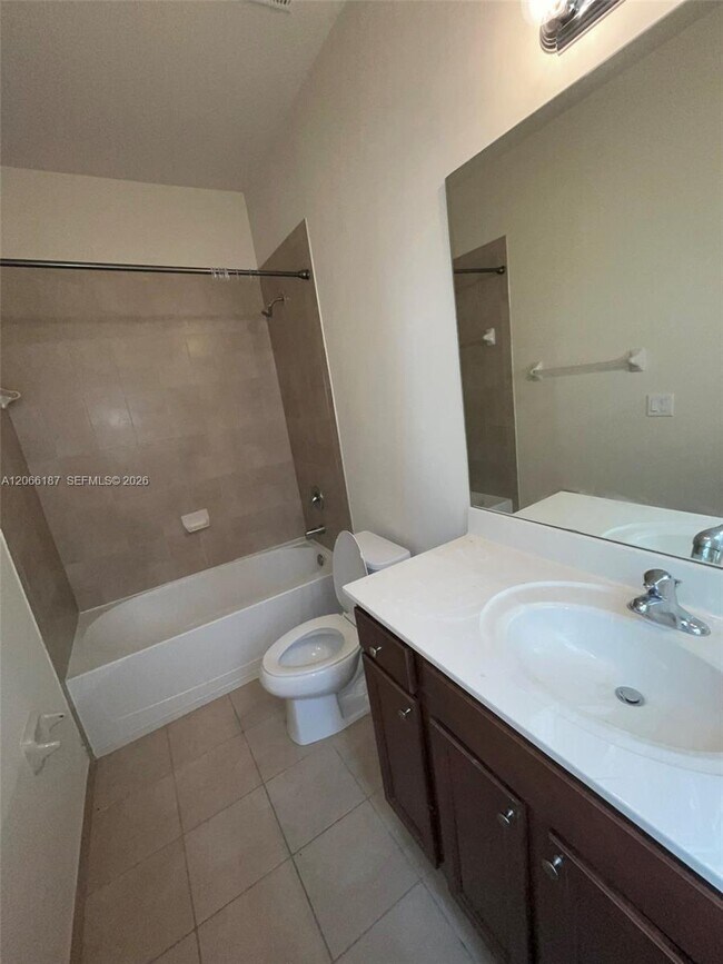 Building Photo - 3514 W 88th Terrace