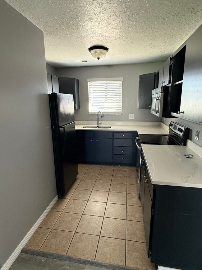 Building Photo - 3947 S State St