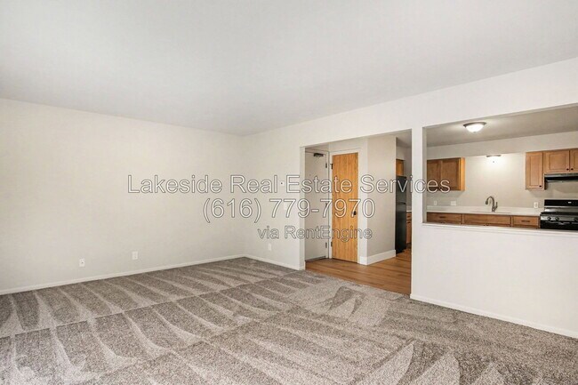 Building Photo - 1009 36th St SW