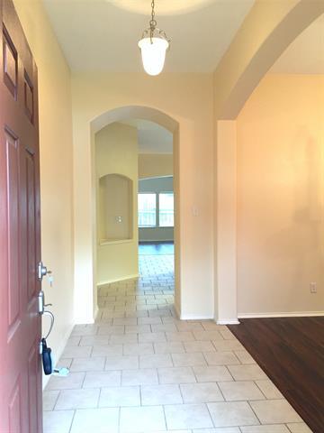 Building Photo - 3016 Hidden Meadow Ln