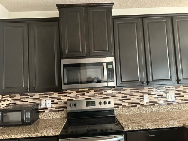 Building Photo - 14020 Corrine Cir