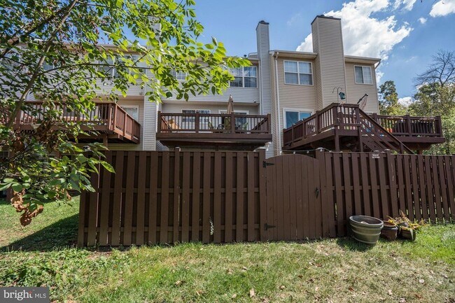 Building Photo - 20399 Volley Terrace