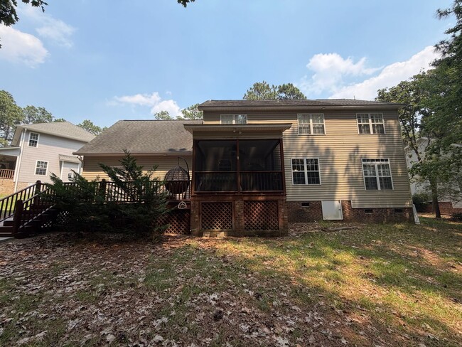 Building Photo - Carolina Lakes Gated Community!!