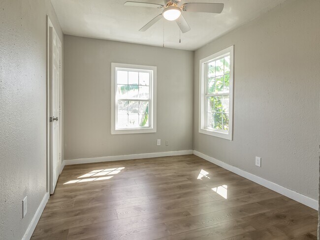 Building Photo - 7614 FM 646 Rd