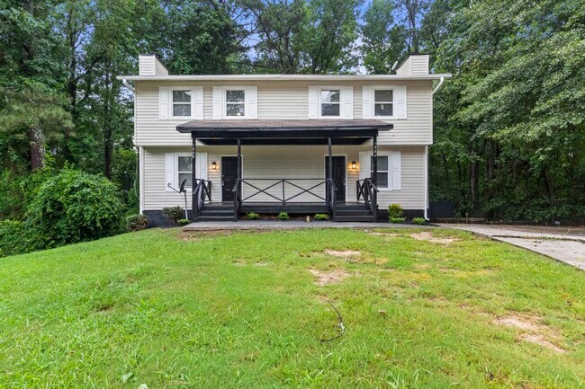 Building Photo - 1229 Creek Forest Ct NW