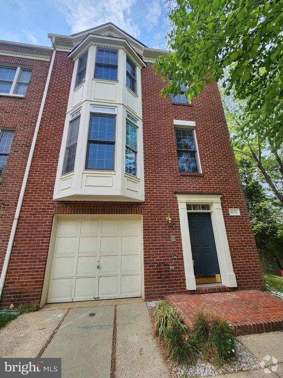 Building Photo - 4020 Heatherstone Ct