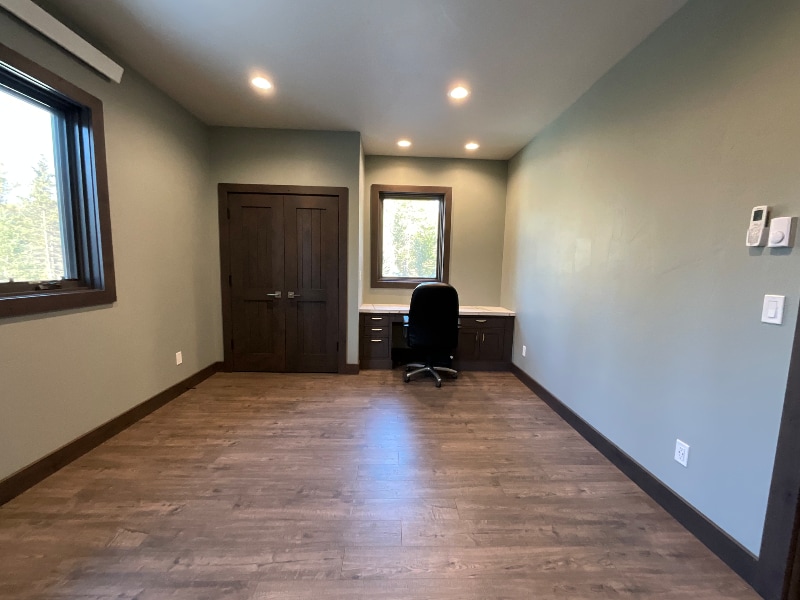 Building Photo - 245 Twin Bridges Rd