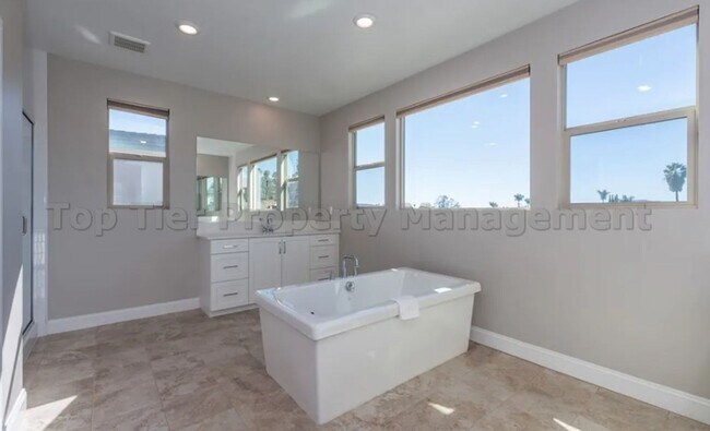 Building Photo - 1699 Carol Lee Ln