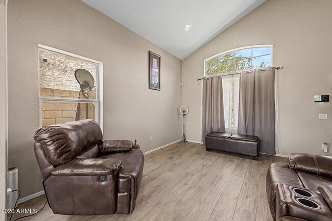 Building Photo - 4518 E Rowel Rd