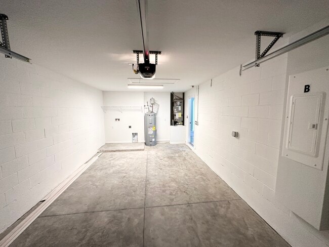 Building Photo - 100 Slumber Meadow Trail