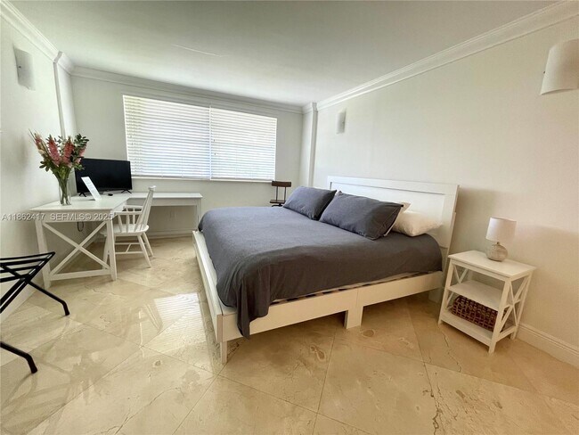 Building Photo - 177 Ocean Ln Dr