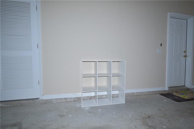 Building Photo - 11037 Lorin Way