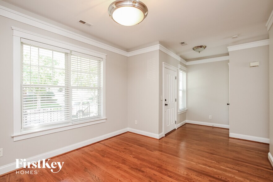 Building Photo - 8111 Townley Rd