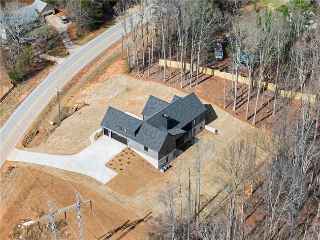 Building Photo - 3255 Tanners Mill Rd