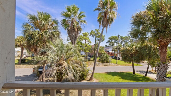 Building Photo - 5625 S Lagoon Dr