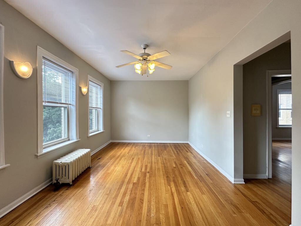 Building Photo - 4230 N Paulina St