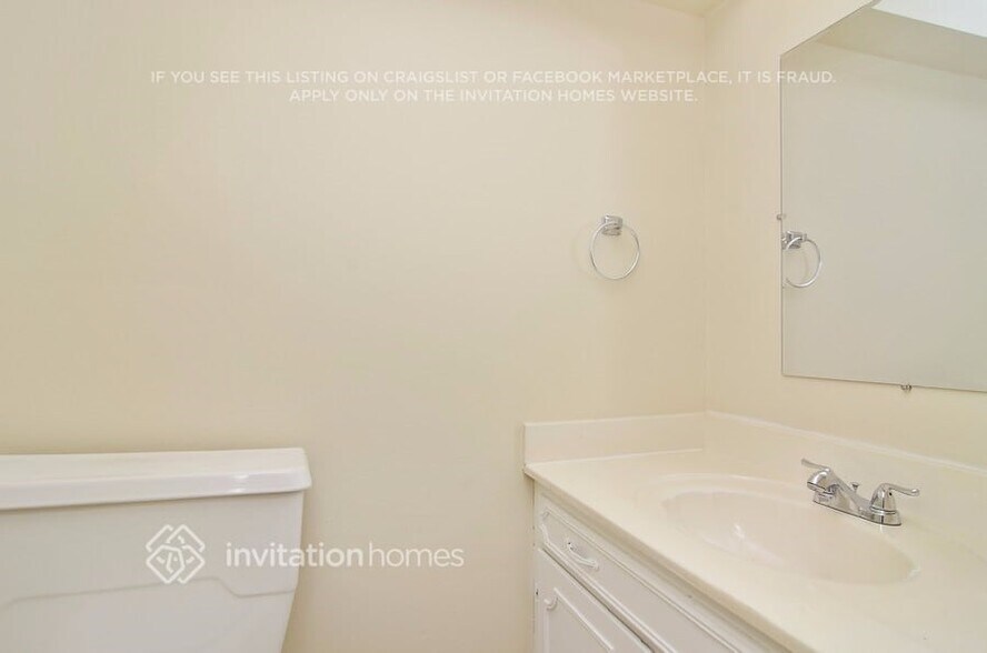 Building Photo - 6212 Shallowford Way