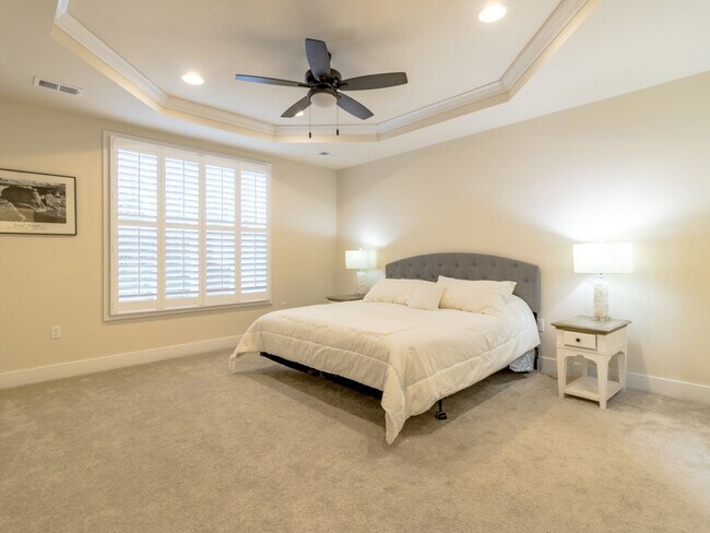 Building Photo - Spacious Furnished 4BR Townhome with First-Floor Owner’s Suite Near Rehoboth Beach - Sawgrass