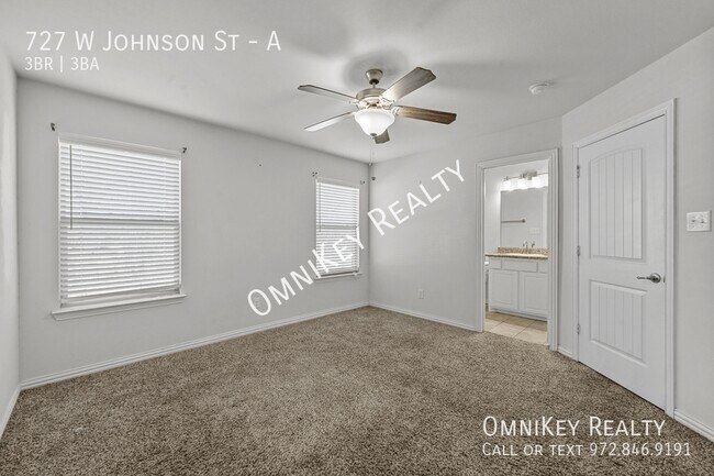 Building Photo - 727 W Johnson St