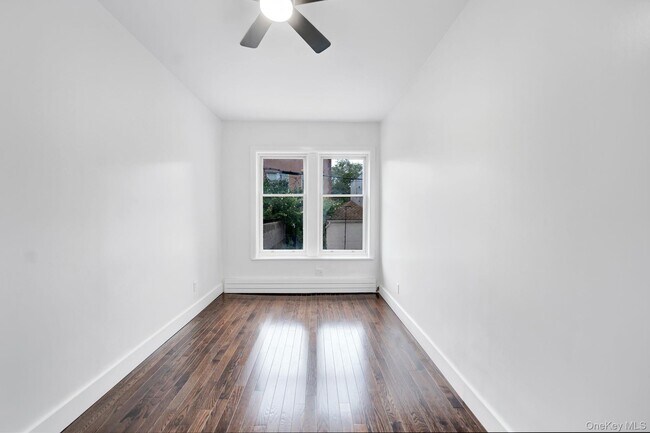 Building Photo - 251 E 46th St