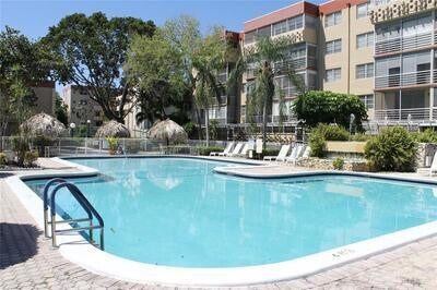 Building Photo - 406 NW 68th Ave