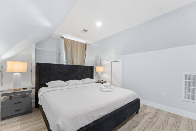 Building Photo - 23 Obrien Ct