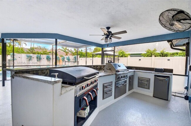 Building Photo - 13808 Geranium Pl