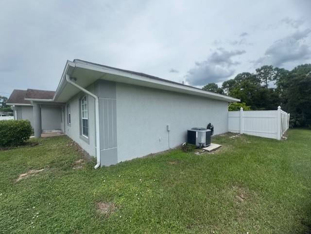Building Photo - 609 Porsche Ave