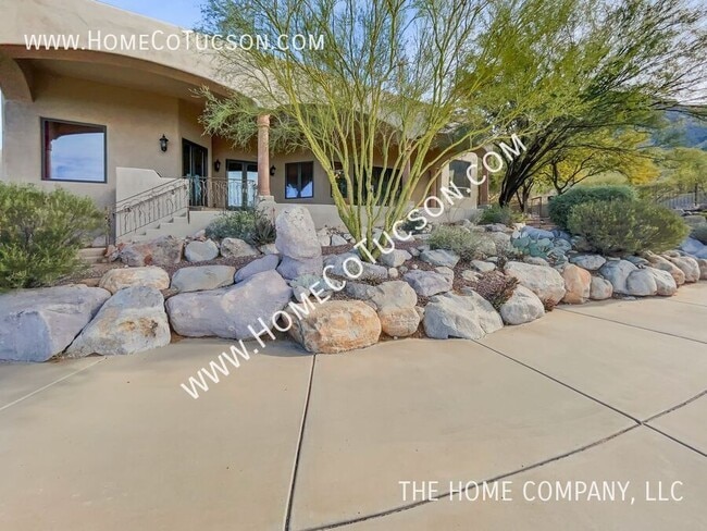 Building Photo - 1621 E Crimson Canyon Pl