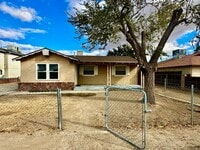 Building Photo - 210 Jackson St