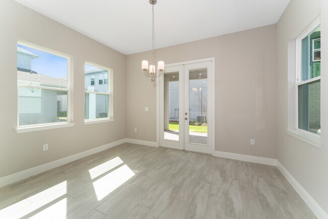 Building Photo - 13254 McMillan Dr