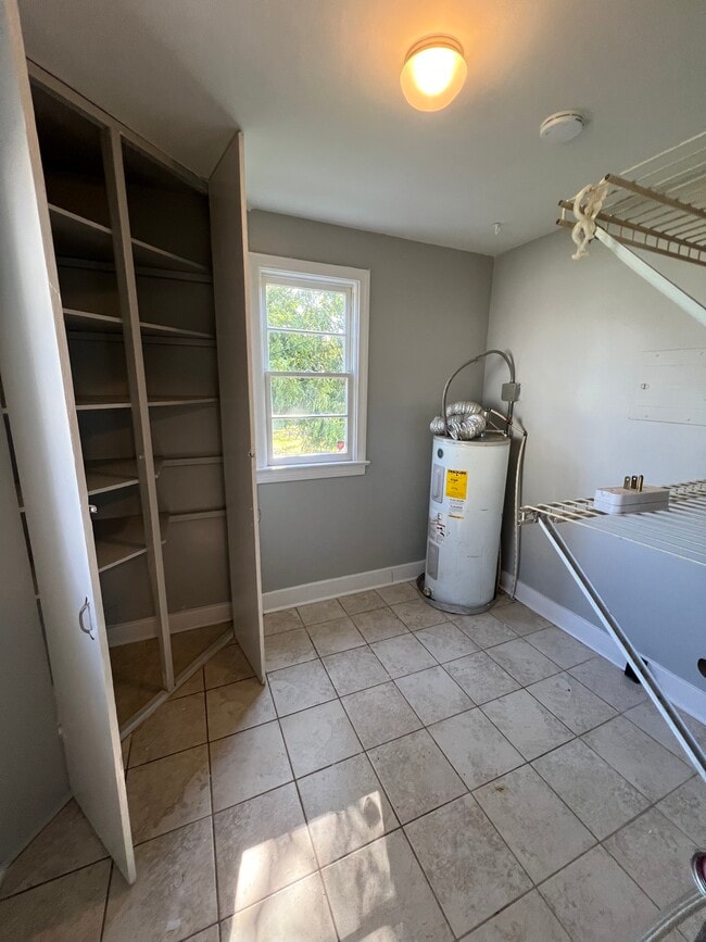 Building Photo - 3607 Harris Ave