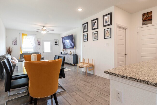 Building Photo - 23119 True Fortune Dr