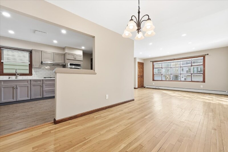 Building Photo - 358 Cator Ave