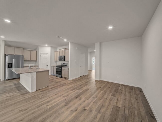 Building Photo - 9733 Tinsley St