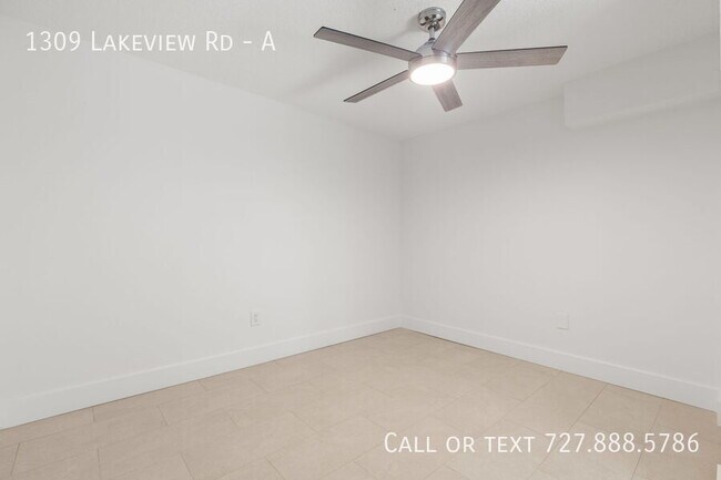 Building Photo - 1309 Lakeview Rd