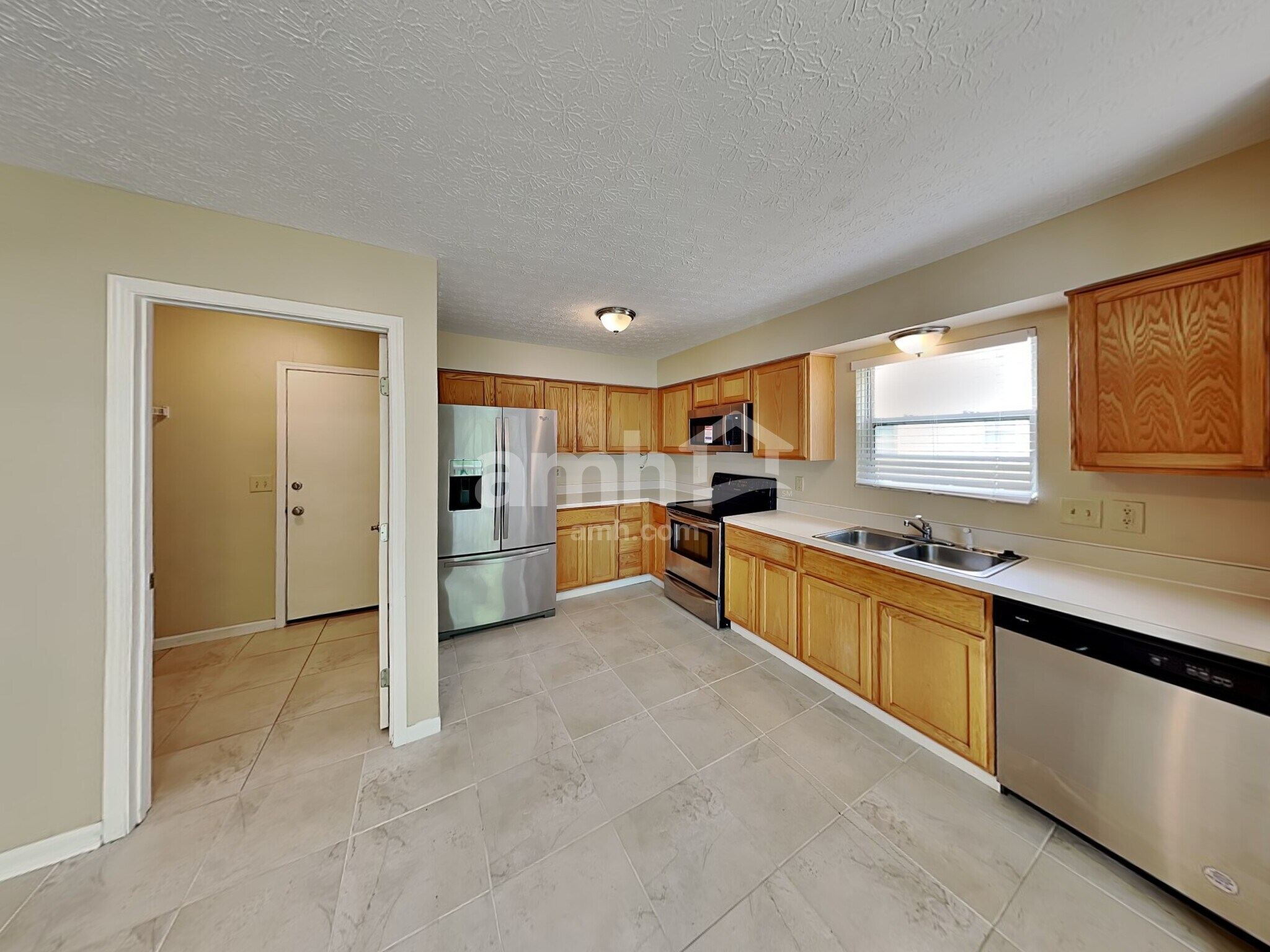 Building Photo - 392 Old Ivory Ct