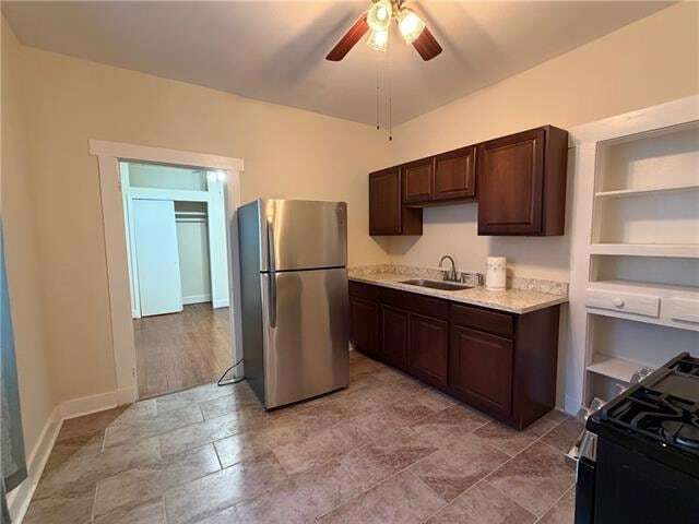 Building Photo - 628 N Olympia St