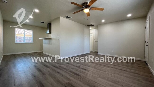 Building Photo - 13136 Navajo Rd