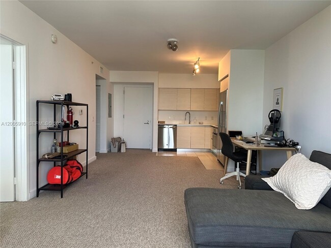 Building Photo - 4250 Biscayne Blvd