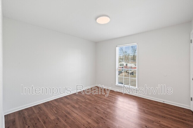 Building Photo - 1300 Aline Ave