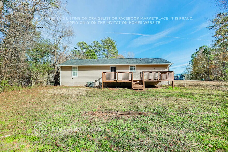 Building Photo - 237 W James Cir