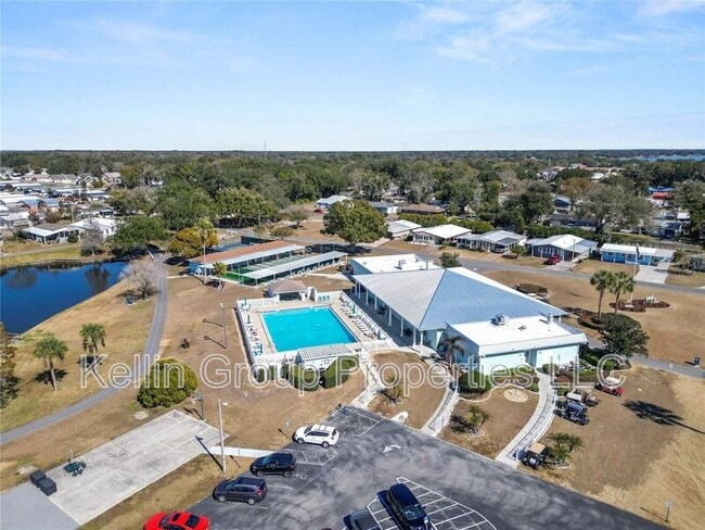 Building Photo - 1706 Fox Hill Dr