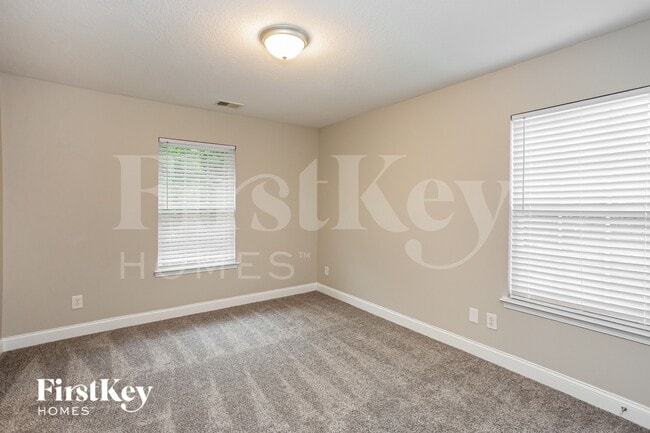 Building Photo - 366 Courtland Ct