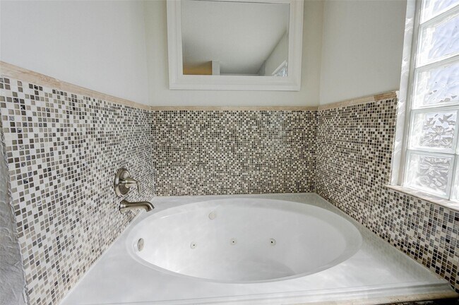 Building Photo - 21322 Harvest Grove Ct