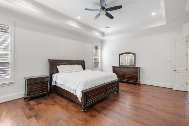 Building Photo - 18 Player Vista Pl