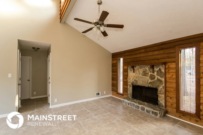 Building Photo - 3479 Valley Oaks Rd